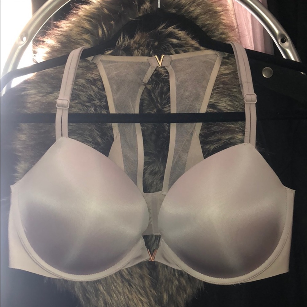 Gorgeous VS Push-Up Razorback